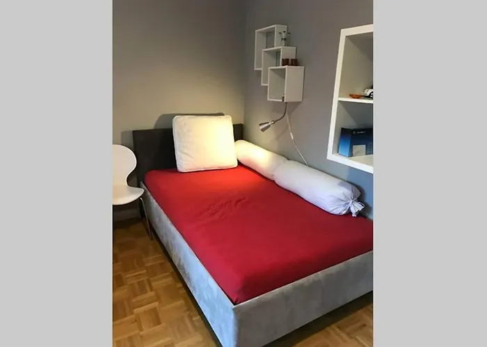 Sonnig, Modern, Zentral Mit Parkhaus Nebenan Checkin123