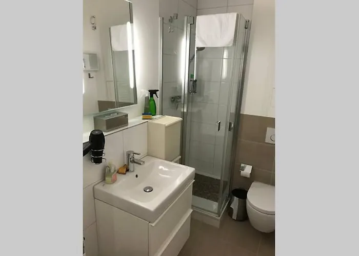 Sonnig, Modern, Zentral Mit Parkhaus Nebenan Checkin123 Apartman *